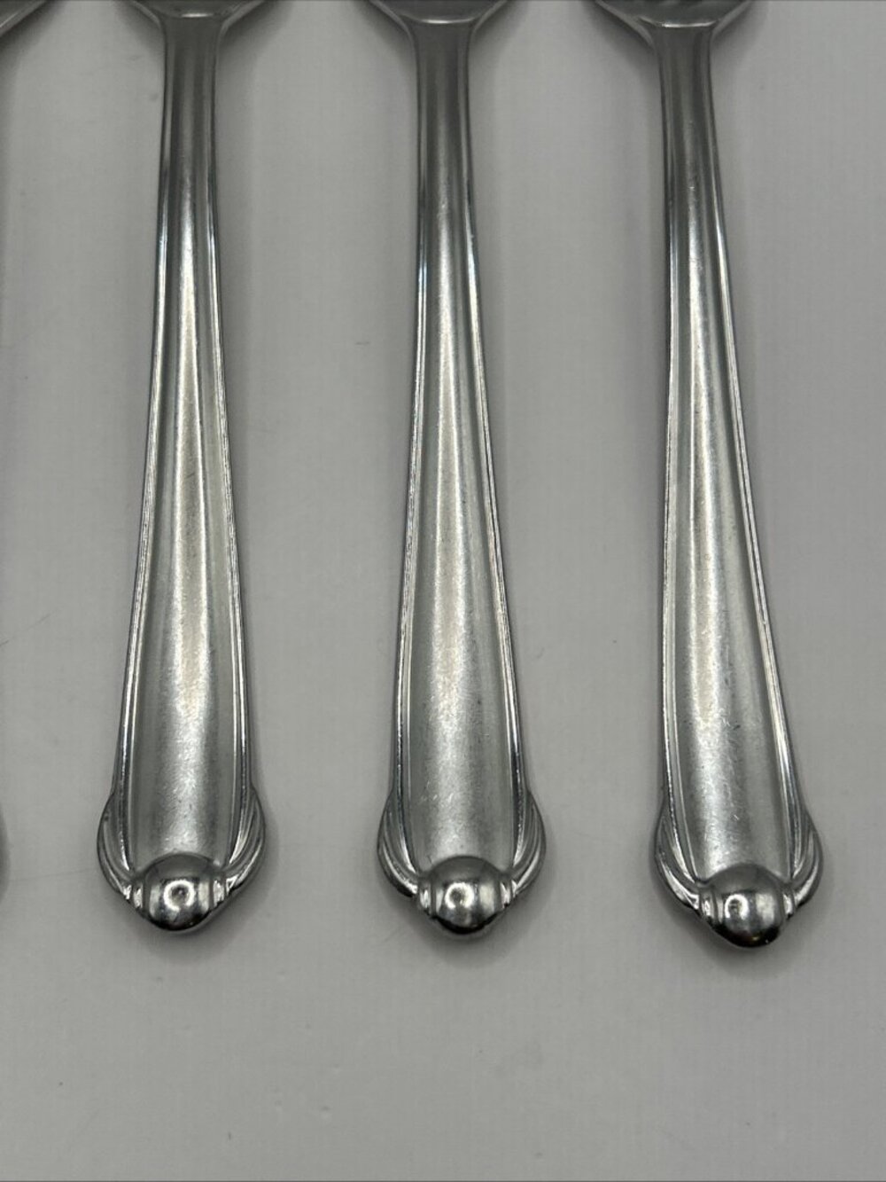 Mikasa CLASSICO SATIN Dinner Forks (Set of 8) Gerald Patrick 18/8 Korea 8 1/8" - Picture 8 of 16